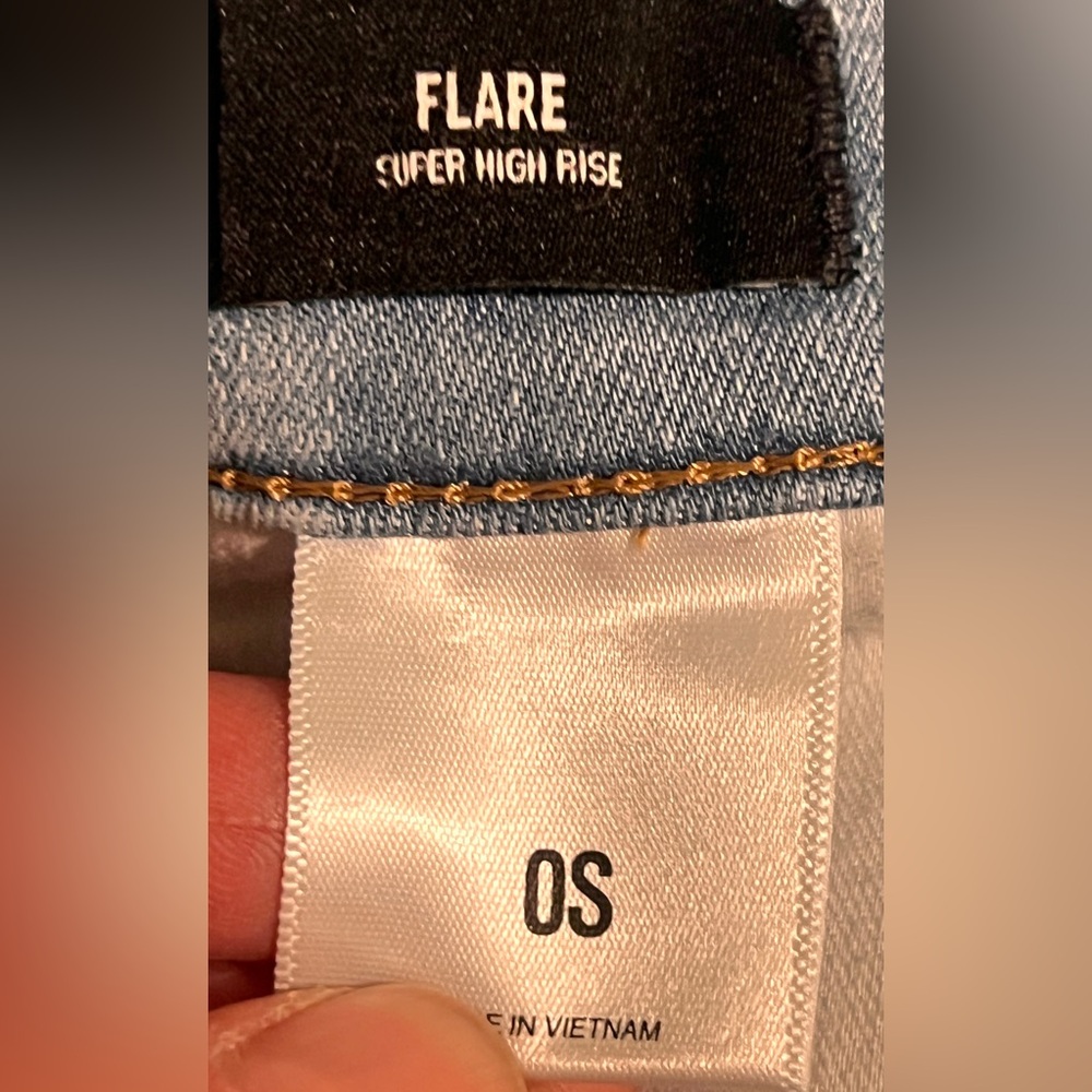 EXPRESS Light Wash Super High Rise Flare Jeans Size 0S Super Soft💫😊 EUC - Picture 6 of 12